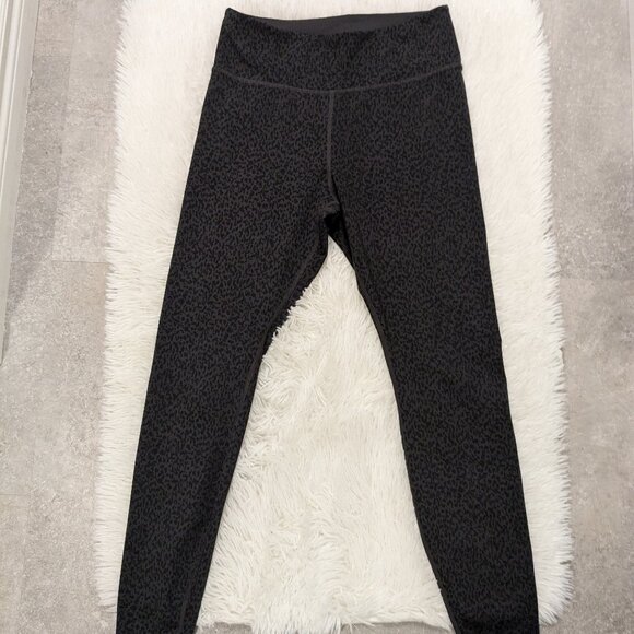 H&M Move Leggings Black/Grey Animal Print - M - Picture 1 of 3